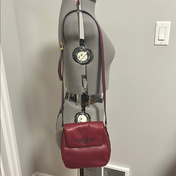 Louis Quatorze Leather Structured Rounded Shoulder Bag - Picture 4 of 6